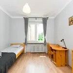3-Bedroom Flat In City Center P4You Pl