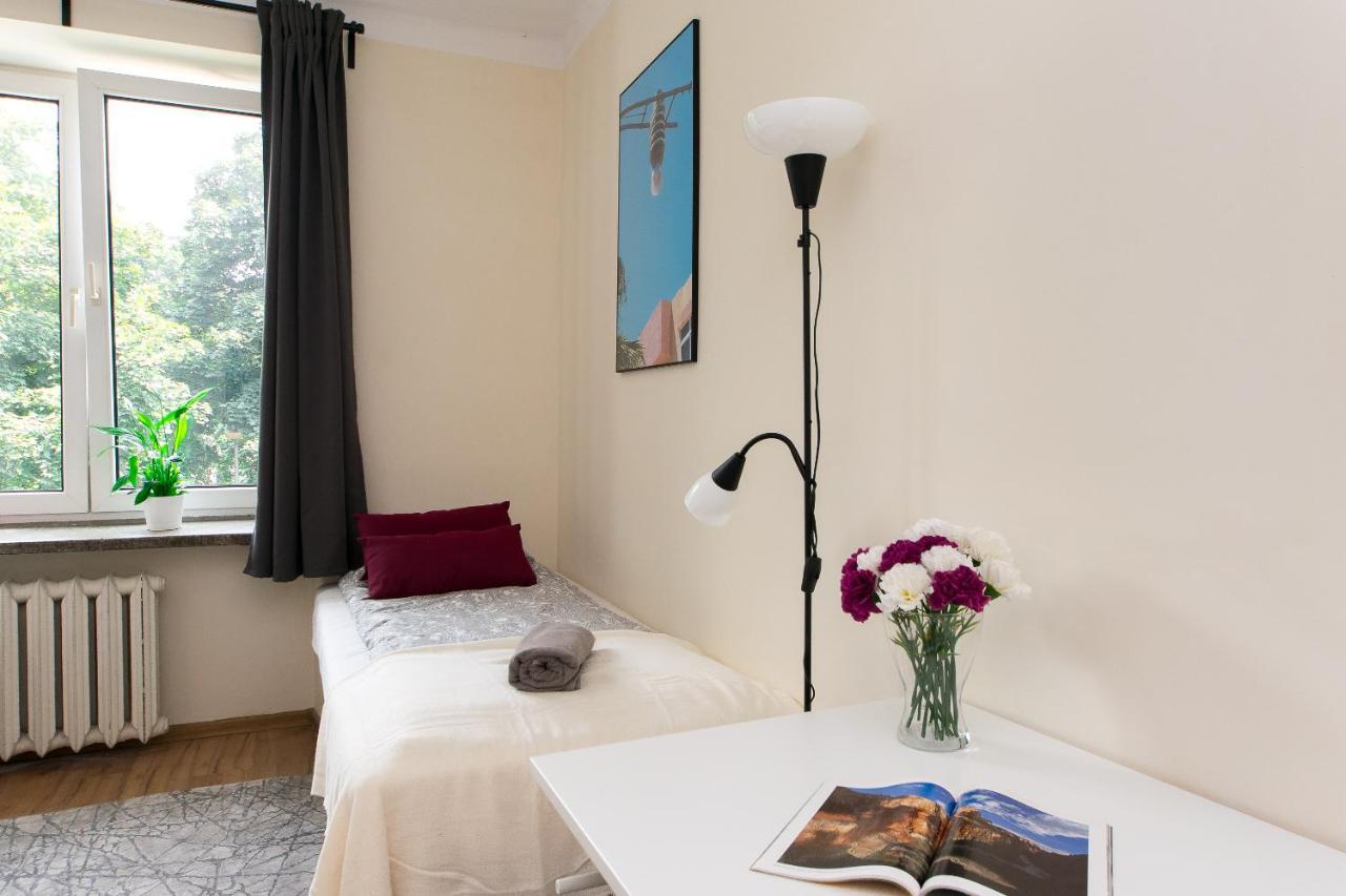 3-bedroom Flat In Center P4you Pl Apartment Krakau